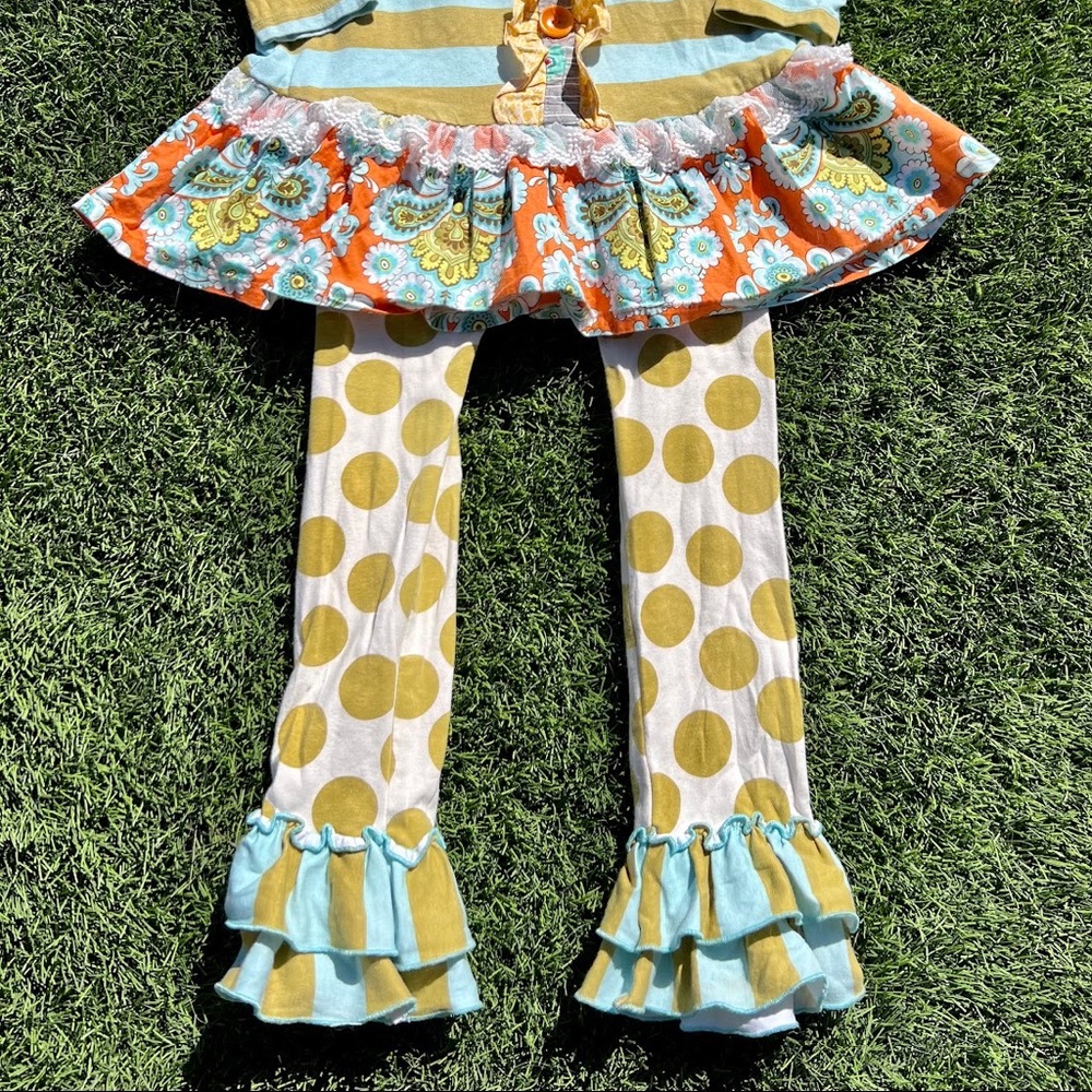 Giggle Moon youth top and bottom